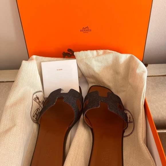 Hermes Oran sandals size 36 with box and dust bag - Picture 5 of 7